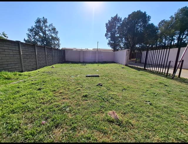 100M² VACANT LAND FOR SALE IN VANDERBIJLPARK CW 5
